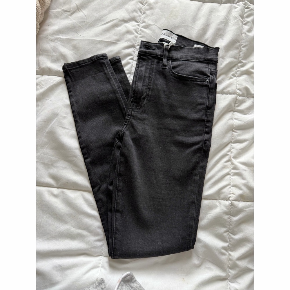 Frame Jeans - Picture 3 of 8
